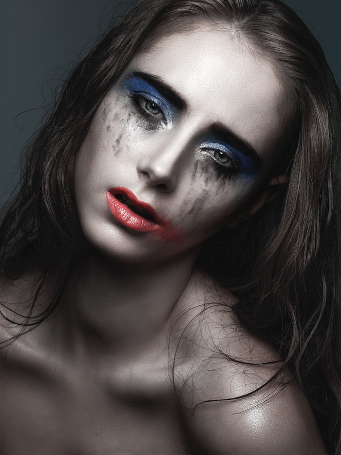 Collection 8 photo by Oliver Ojeil