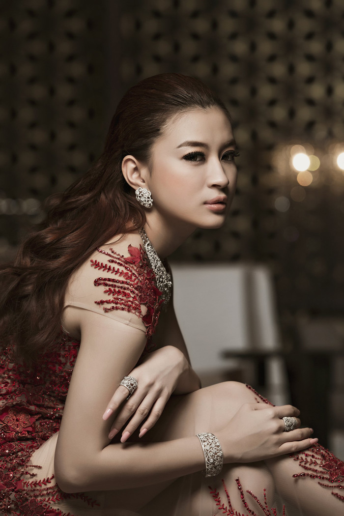 Collection 23 photo by Lin Tun