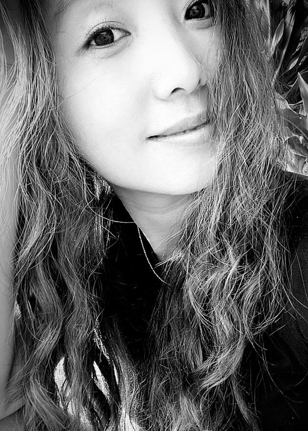 Vivian Thiel
