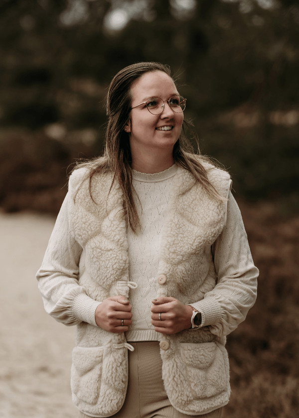 Suzanne Oud
