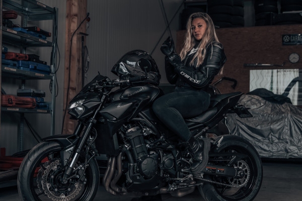 Collection 84 photo by Simon Woodtli