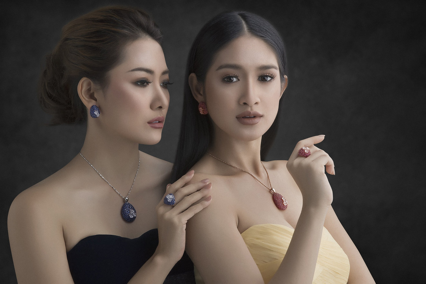 Collection 22 photo by Lin Tun