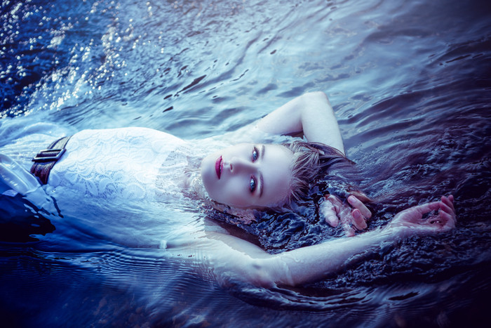 Collection 88 photo by Jessica Halt
