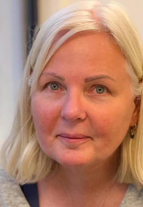 Annette van Dijk-Leek