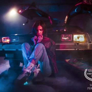 For this shot I rented a Delorean, the converted version of the movie "back to the future". The title of this series is "stuck in time" and it is rather a melancholy version, in which a girl is the protagonist.
