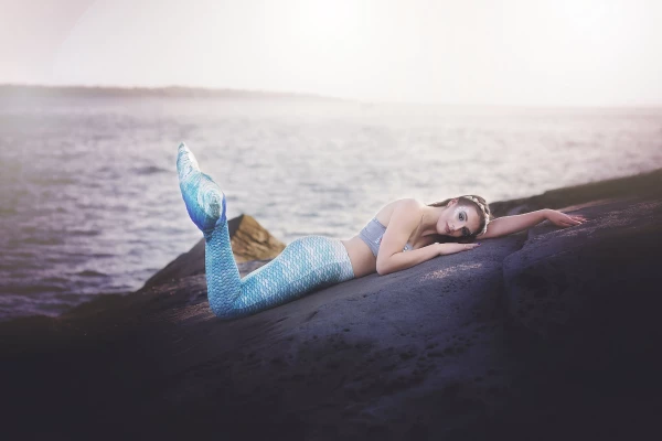 Mermaid<br />
<br />
We had a blast taking photos with Jaclyn on the coast of Rhode Island. Her dream is to be a mermaid and we were able to make that dream come true together! 