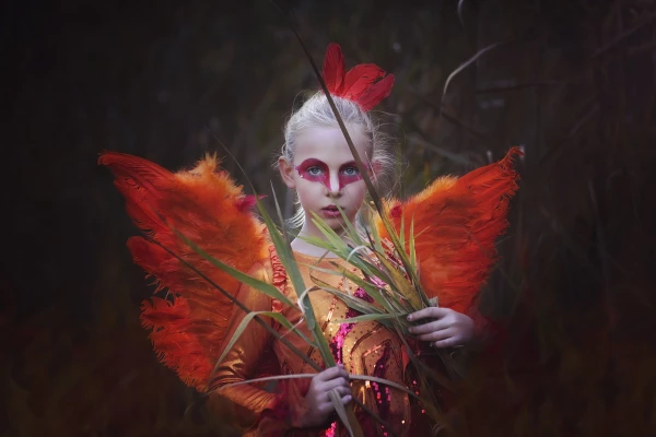 Phoenix<br />
<br />
Little Ellie is a star in front of the camera. We absolutely LOVE shooting with her as she always gives us our fiercest looks! Here, Ellie plays a phoenix, her favorite mythical creature, and we couldn't love it any more!<br />
