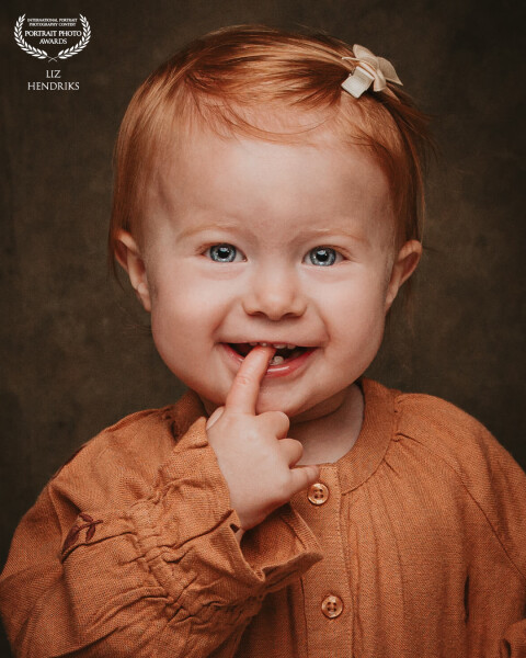 Pure portrait of a cute, little girl.<br />
Liz Hendriks Fotografie