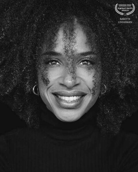 I was so excited to photograph this beautiful woman. obsessed with her hair style and beautiful wide smile.