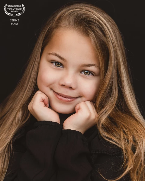 Modellen: Charlotte (Instagram:Charlotte_Kidsmodel)
Fotograaf: Seline Maas

Instagram: Selinemaas...