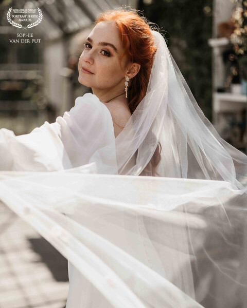 Just a stunning bride!