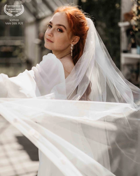 Just a stunning bride!