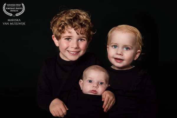 Captured during my 'Portretjesdag'. So proud of how well they did!