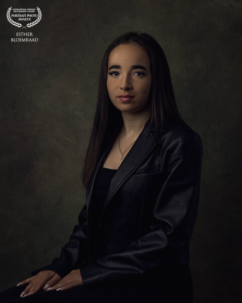 I've known Charity since she was seven or eight years old. Now, she’s a beautiful young lady of 16 years old. A few weeks ago we saw each other again in my studio. Charity was quite nervous and found it scary, as she had never really been in front of a camera before. This is one of the first photos we took during the shoot. A stunning result with my favorite Rembrandt lighting.<br />
<br />
Model: Charity<br />
Photo & edit: @estherbloemraad.fotografie