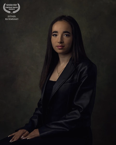 I've known Charity since she was seven or eight years old. Now, she’s a beautiful young lady of 16 years old. A few weeks ago we saw each other again in my studio. Charity was quite nervous and found it scary, as she had never really been in front of a camera before. This is one of the first photos we took during the shoot. A stunning result with my favorite Rembrandt lighting.<br />
<br />
Model: Charity<br />
Photo & edit: @estherbloemraad.fotografie