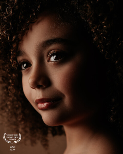 Lowlight portrait of Isabella.