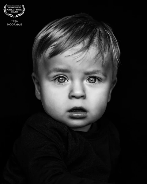That look in the eyes, that cuts straight through to your soul.
So intense, it truly moves you....