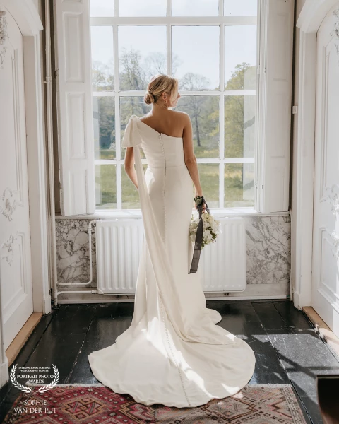 The view was perfect, but the bride was magic!