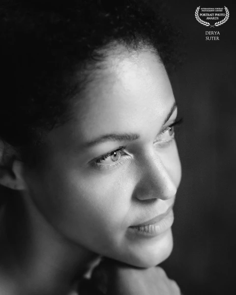 atelier photo shooting pics by Derya Suter | 2025