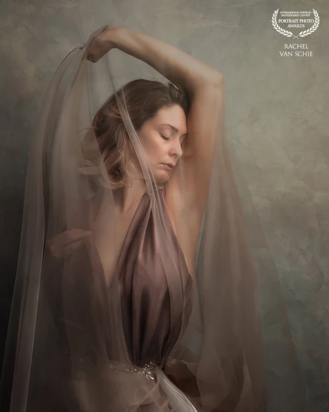 Model: self portrait 
Photographer: Rachelvschie.photography