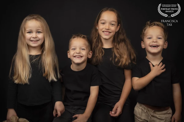 Having fun in the studio with these cuties 😍