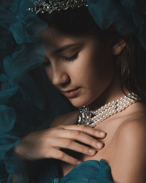 Pure, timeless, and full of character. A portrait that speaks without words.