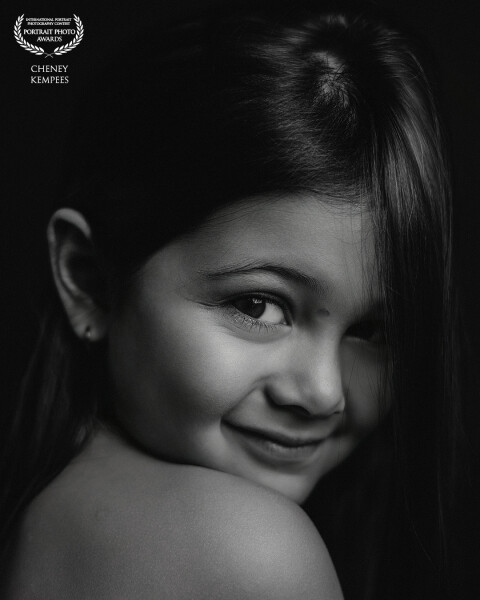Those sparkling eyes, those soft smiles, that quiet confidence… pure magic to capture.
Mila was a dr...