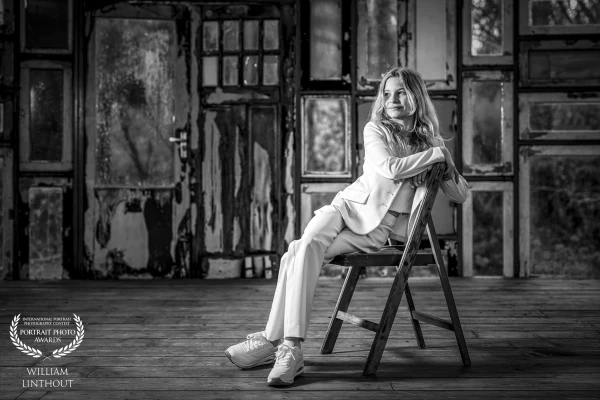 Danseressen hebben vaak een talent om te poseren en ook lilli heeft dit talent.

Dancers often have...