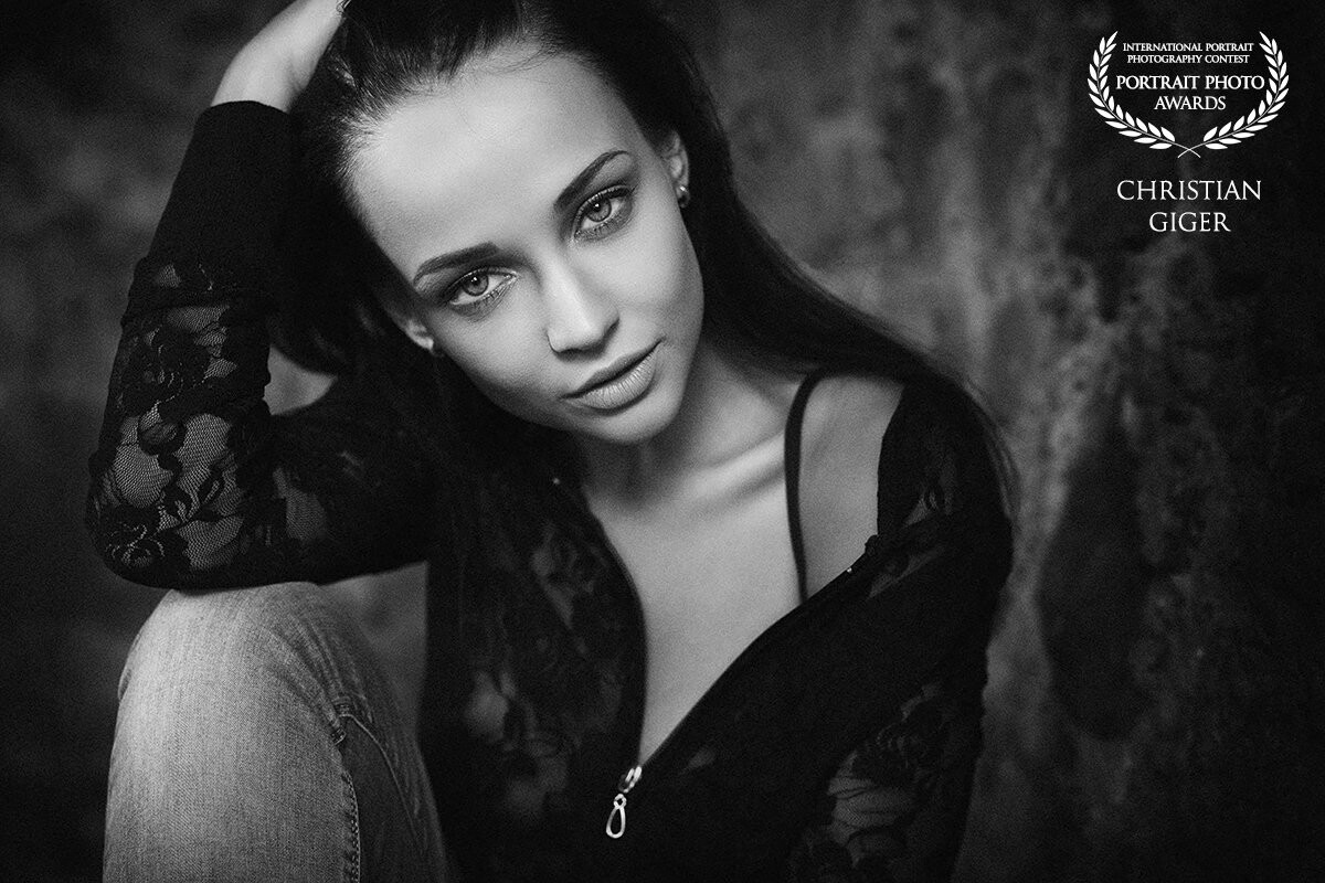 Doing portraits with a woman like Angelina - what else do you want.<br />
As a light source we used a LED with an umbrella.<br />
M: @angelina__petrova<br />
www.cg-photography.com
