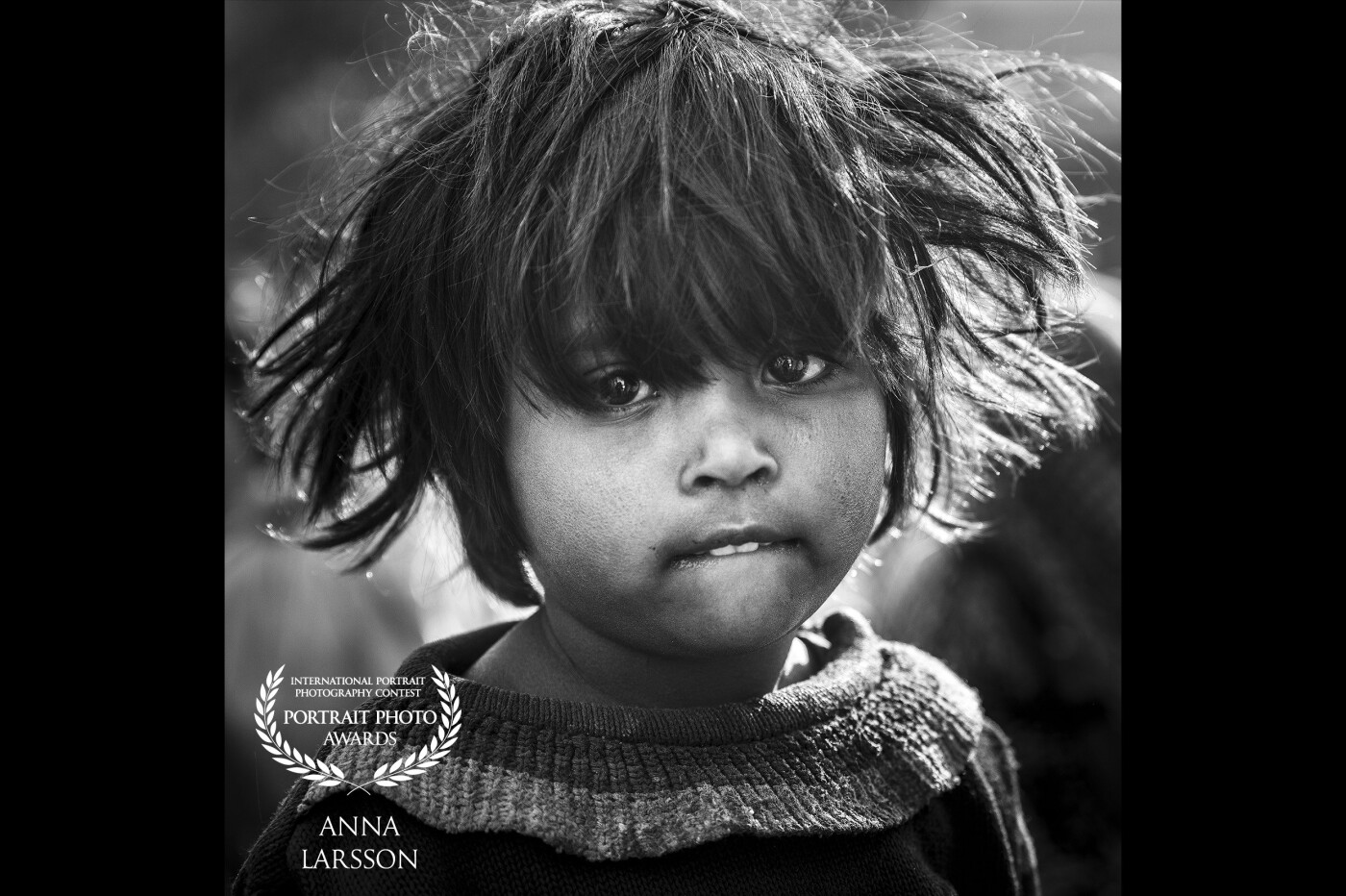 I met this young girl in a gypsie camp in New Delhi, India. Despite the poverty they live in her mother invited me into their home. <br />
<br />
Natural light<br />
5D Mark IV