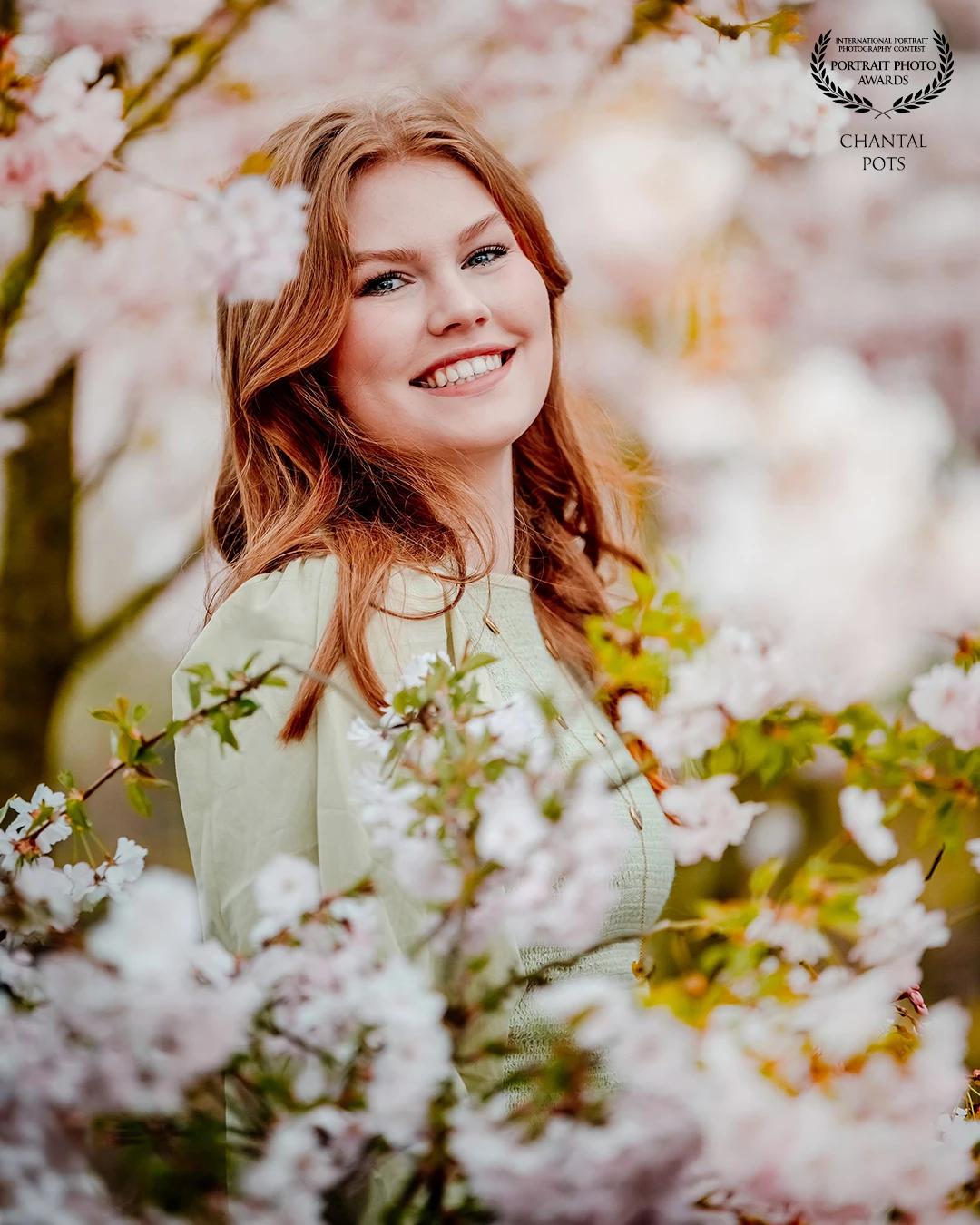 I made this photo for my own project "beautiful red". With this project I will make some special project of red hair people.