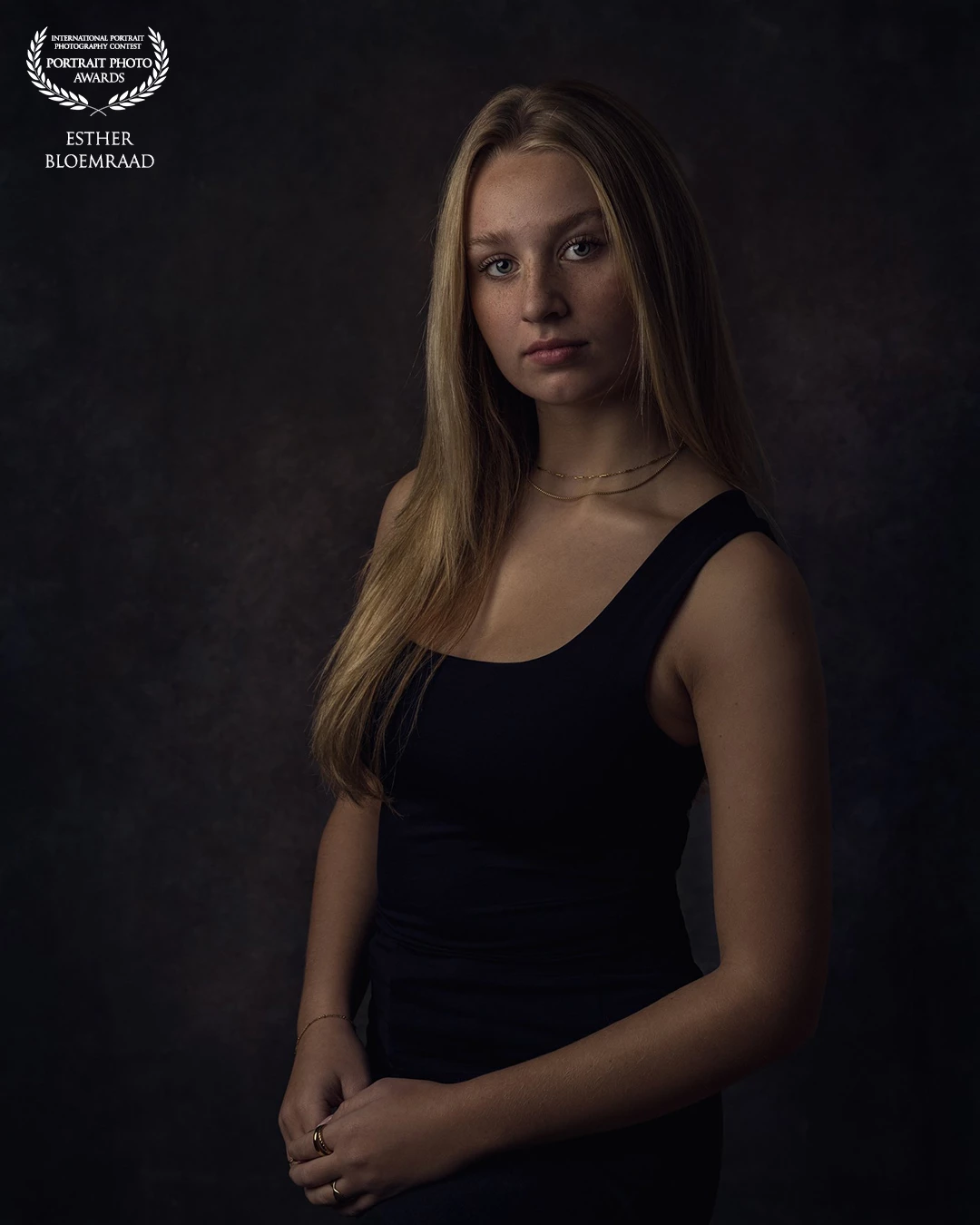 Often smiling on a picture is seen as a must. However a pretty stilling, friendly gaze can be so much more powerful.<br />
<br />
Model: Lisa<br />
Photo & edit: @estherbloemraad.fotografie