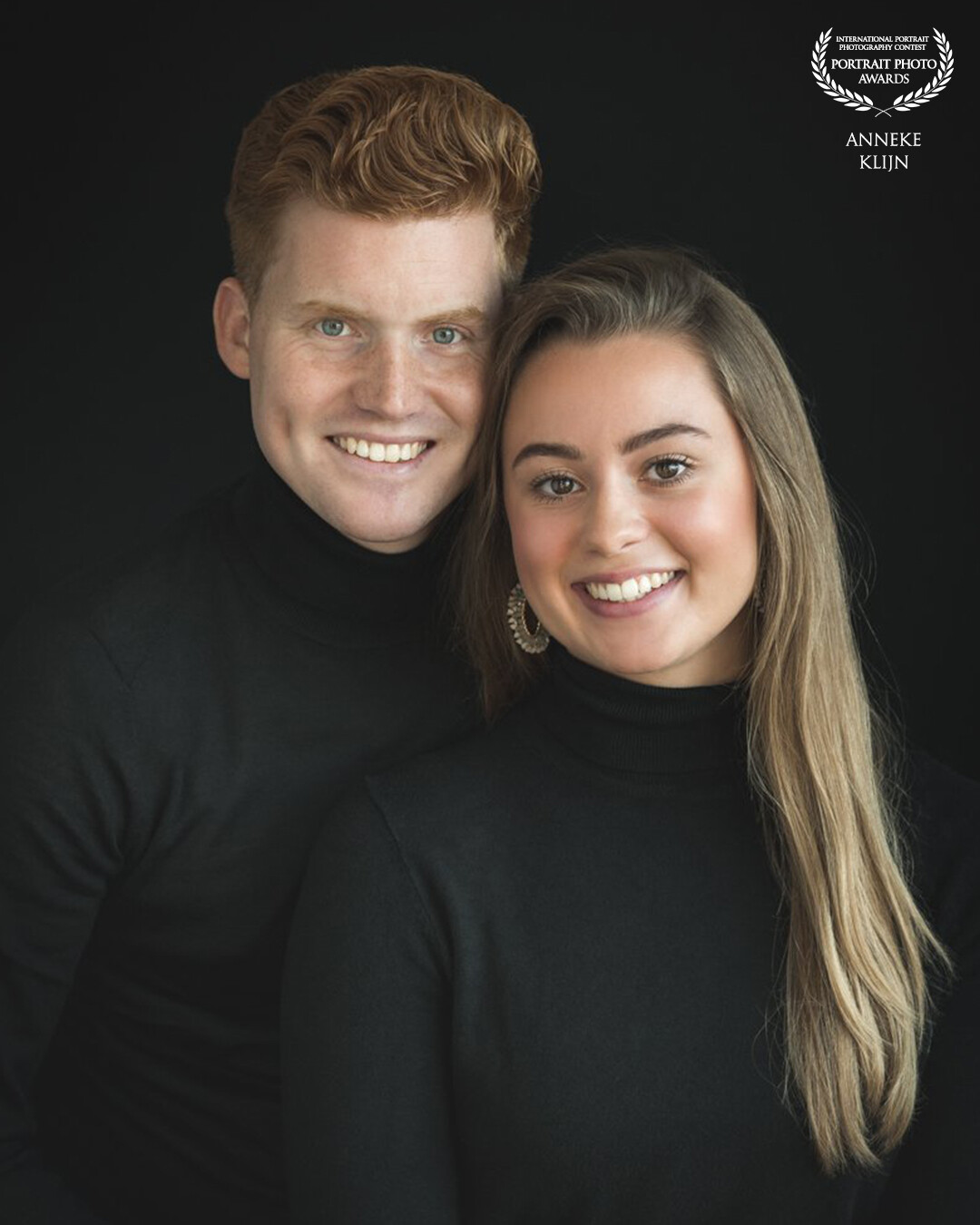 This is one of my favorite photos from the shoot with my amazing models Klaas-Jan and Anne. This couple with their wonderful eyes, smile and hair color: beautiful! <br />
<br />
Model: Klaas-Jan and Anne<br />
Created and edit by: @anneke_klijn_fotografie<br />
www.annekeklijnfotografie.nl