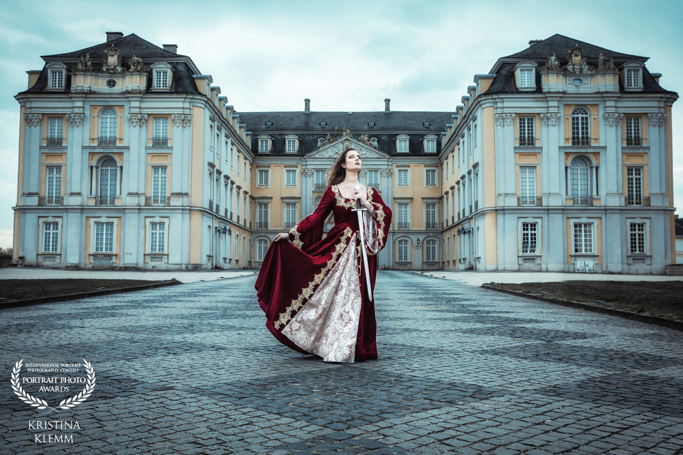 In front of the castle<br />
<br />
This photo was taken on Brühl Castle. The dress is unique.<br />
<br />
Model: Marys_wonderworld