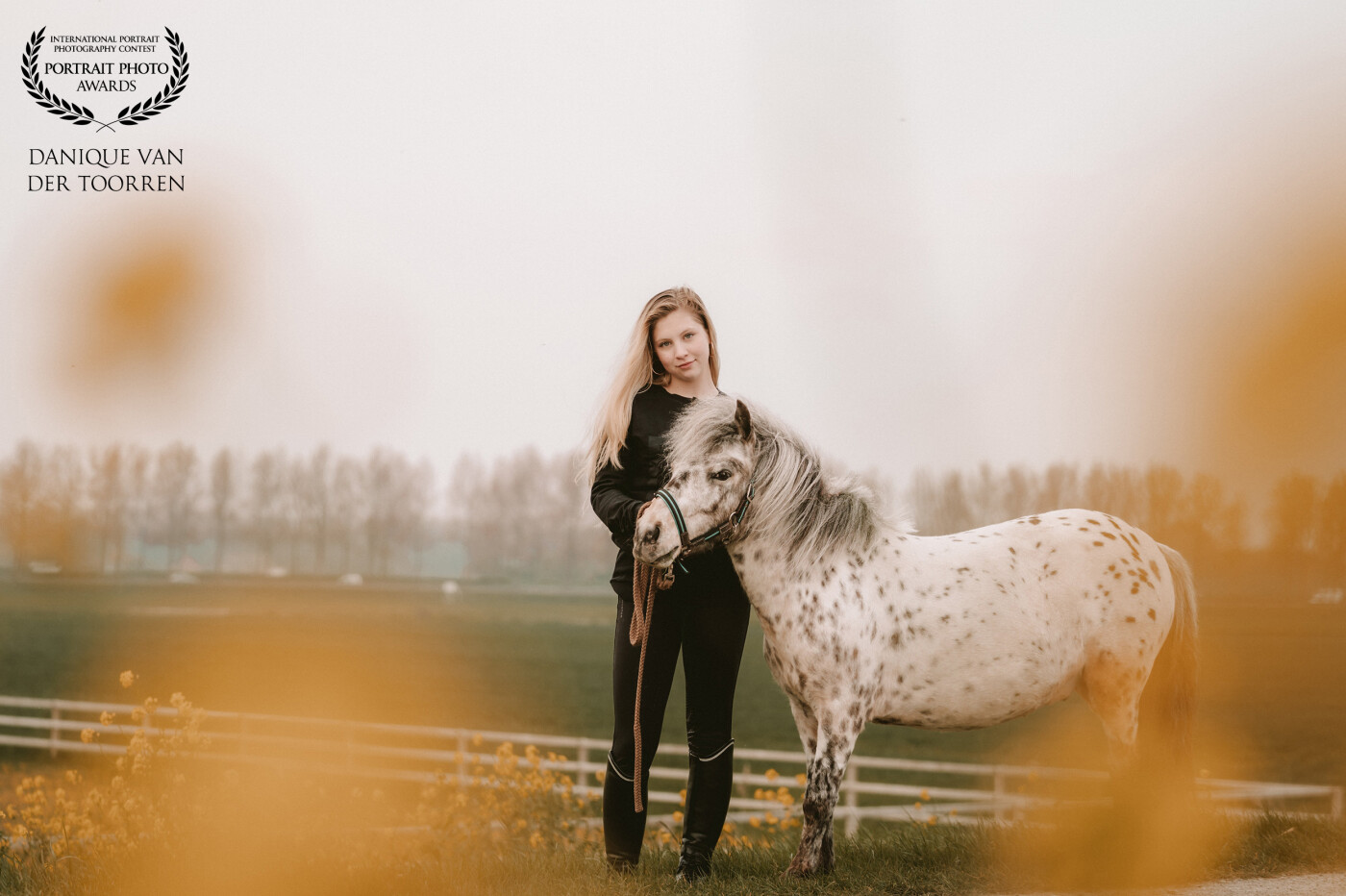 Model: Nikki and horse Nikai<br />
Photo & Lightroom edit: @daniquevdtphotography