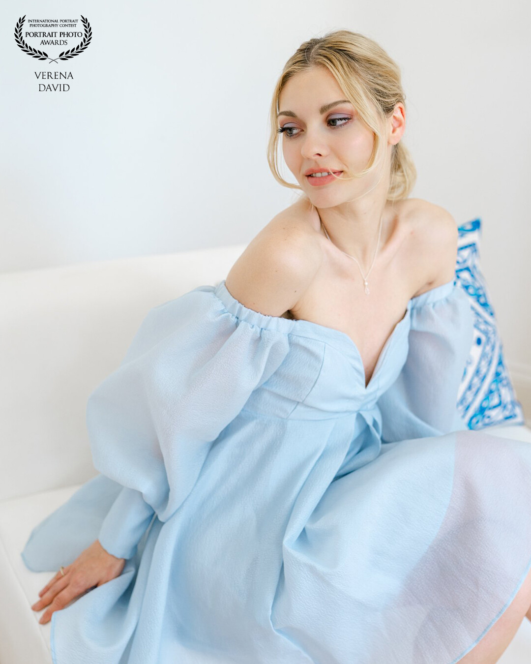 Cinderella inspired engagement shooting<br />
<br />
Picture of the bride to be in a lovely light blue dress. <br />
<br />
Thanks to the team:<br />
Organisation @rosenquartzphoto / @heavenandroses_ <br />
Wedding Planner & Decor @suzeweddingsfrankfurt <br />
Models @heavenandu<br />
Makeup @jasmins_makeupwelt <br />
Flowers @adam_und_efeu  <br />
Cake @melocake0 <br />
Stationery @glueckaufpapier<br />
Macaroons @seidenzucker<br />
Stying Mat, Vow booklets, Polymer Clay Earrings @marryandlilo<br />
Fine Jewlery @juvelan<br />
Wedding Rings verspoor_trauringe<br />
Furniture Rental @partyrentfrankfurt<br />
Clear Stand @cilimana_deko_frankfurt