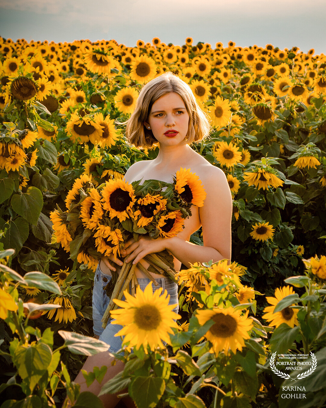 🌻 Big Sunflowerlove 🌻<br />
<br />
Model: Elisa<br />
Fotoidee: TraumFunkenBande<br />
Bearbeitung: Karina Göhler Medien